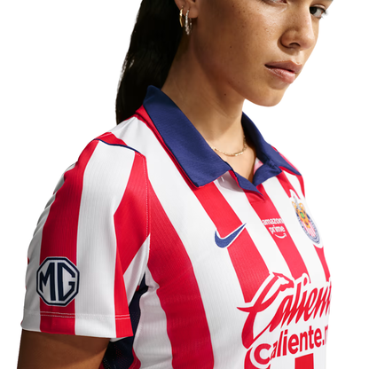 JERSEY CHIVAS LOCAL STADIUM AP26 MUJER